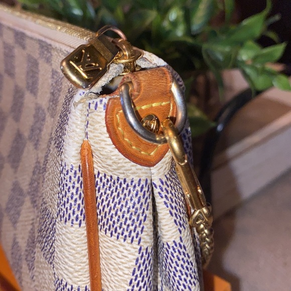 Louis Vuitton Damier Azur Eva Clutch & crossbody bag - Picture 13 of 16